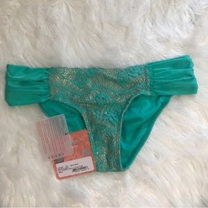 Luli Fama Sexy siren full coverage bottoms